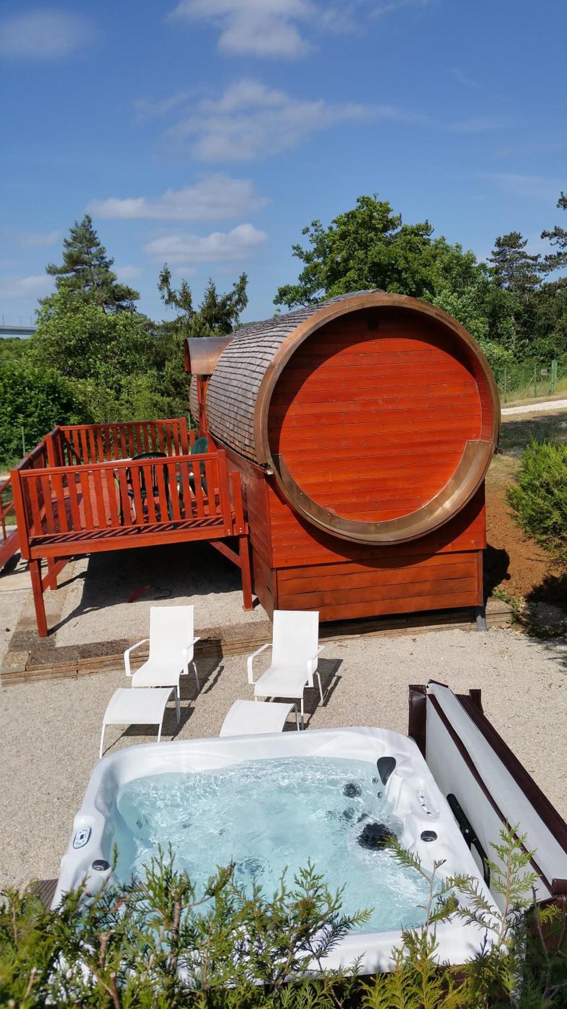Camping De La Pelouse Jaulny Ruang foto
